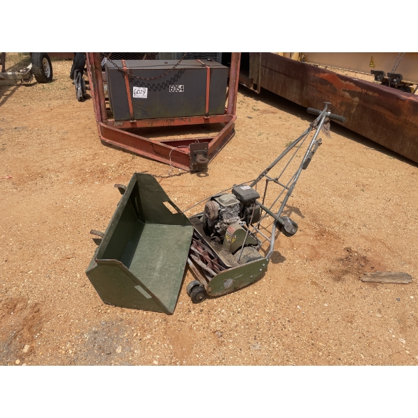 REEL MOWER
