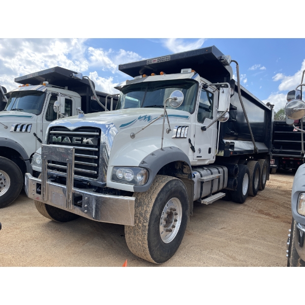 2019 MACK GR64F Dump Truck