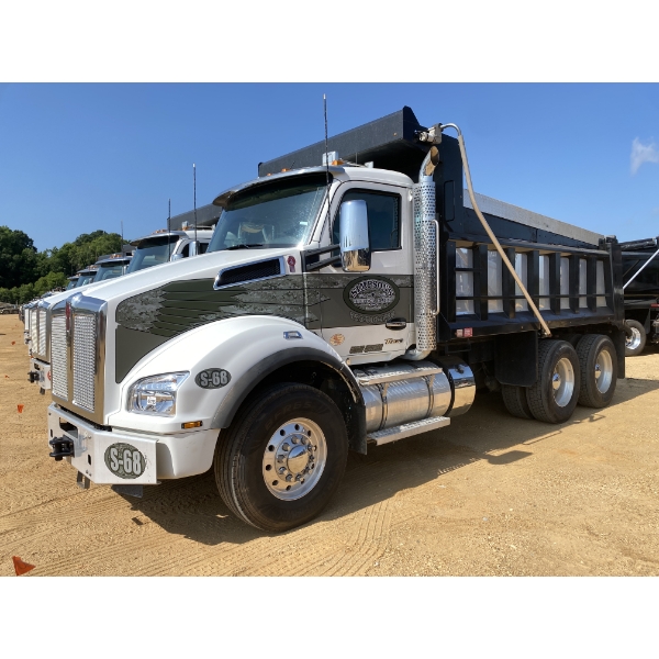 2024 KENWORTH T880 Dump Truck