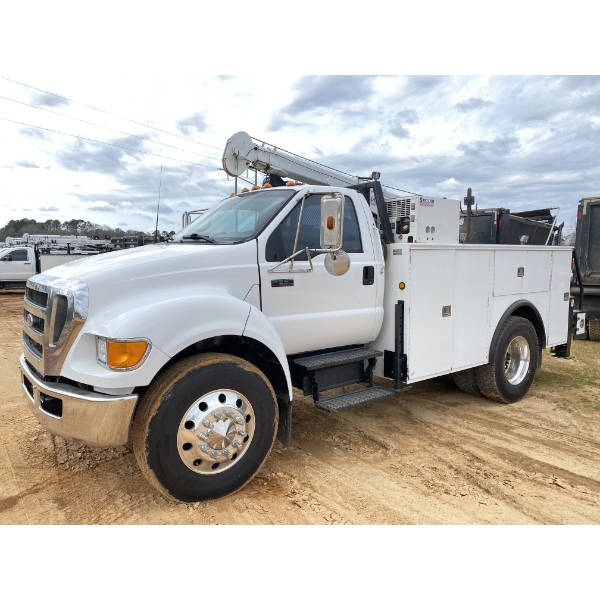 2006 FORD F650 XLT Service / Mechanic Truck