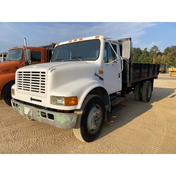 1993 INTERNATIONAL 4600 Flatbed Dump Truck