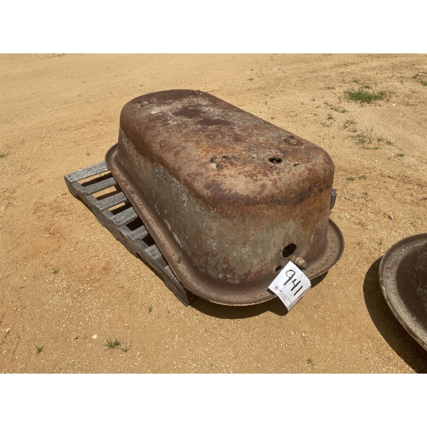CAST IRON TUB