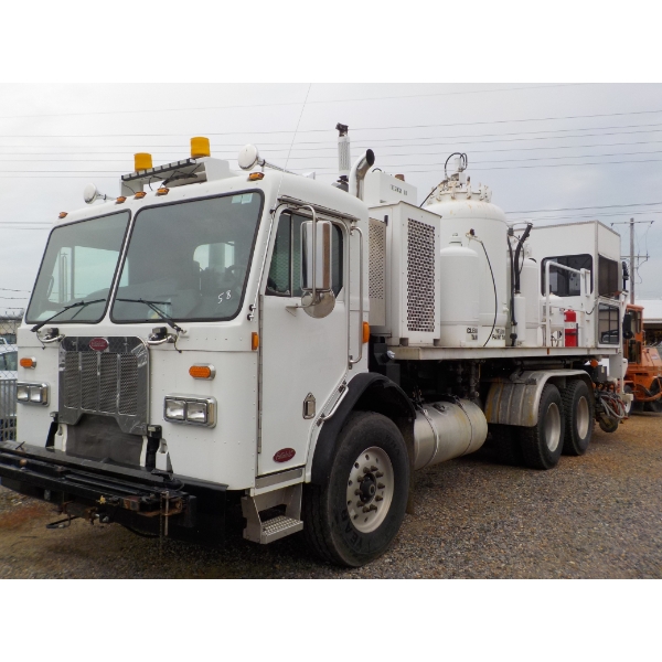 2013 PETERBILT 320 PAINT STRIPING TRUCK