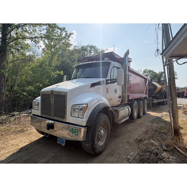 2026 KENWORTH T880S Dump Truck