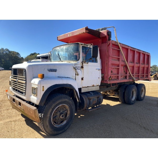 1990 FORD L8000 Dump Truck