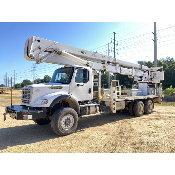 2013 FREIGHTLINER M2 Bucket Truck