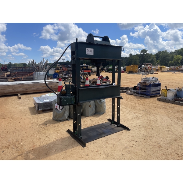 HYDRAULIC PRESS