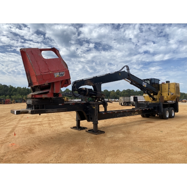 2019 CAT 559D Log Loader