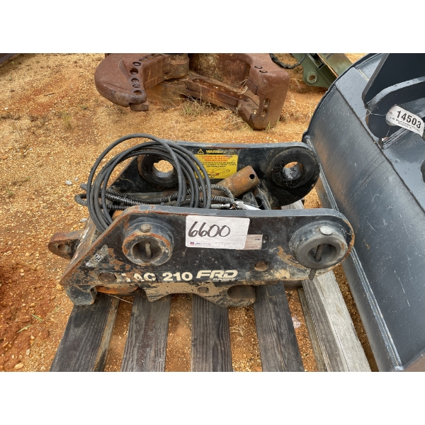 2022 BREAKER 218-520