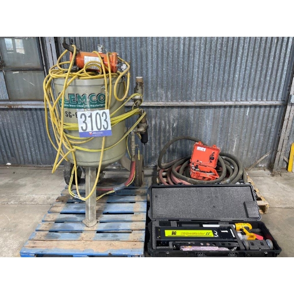 CLEMCO SAND BLASTER & STRIPEMASTER II RETROFLECTOMETER