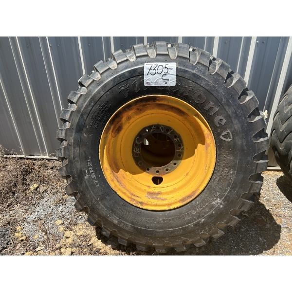 (1) NEW FIRESTONE 17.5R 25 TIRE