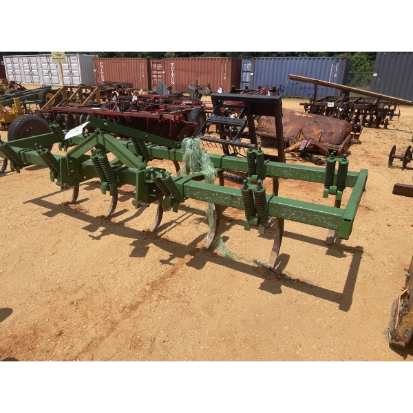 SPRING CHISEL PLOW 11FT