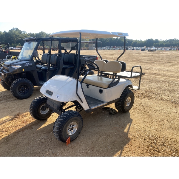 EZ GO  Golf Cart