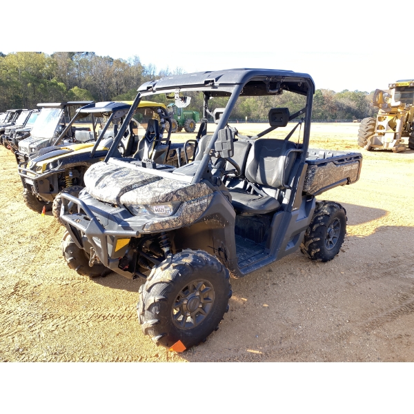 2023 CAN AM DEFENDER HD10 UTV