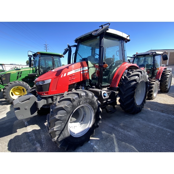 2017 MASSEY FERGUSON 5712 SL Farm Tractor