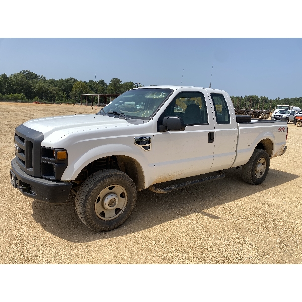 2008 FORD F250 XL Pickup Truck