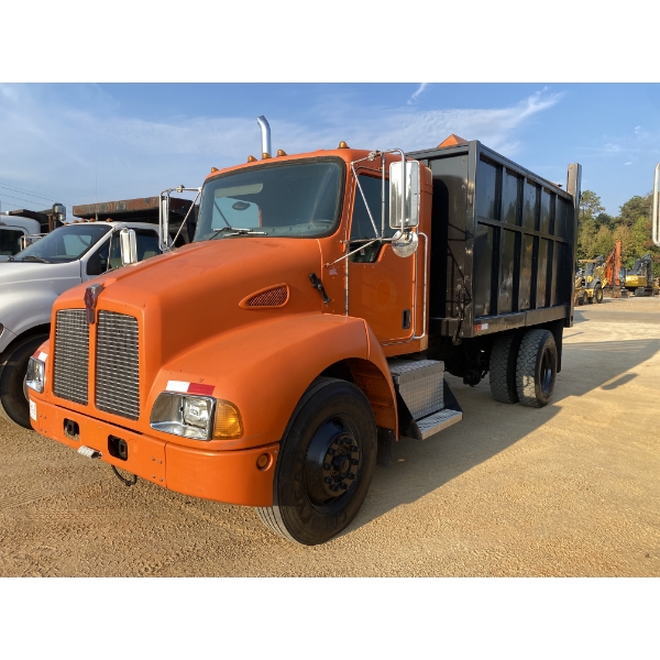 2003 KENWORTH T300 Dump Truck