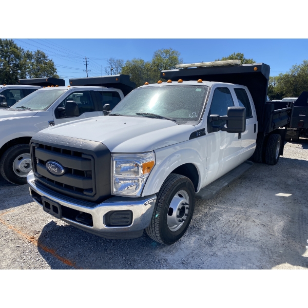 2016 FORD F350 XL Flatbed Dump Truck