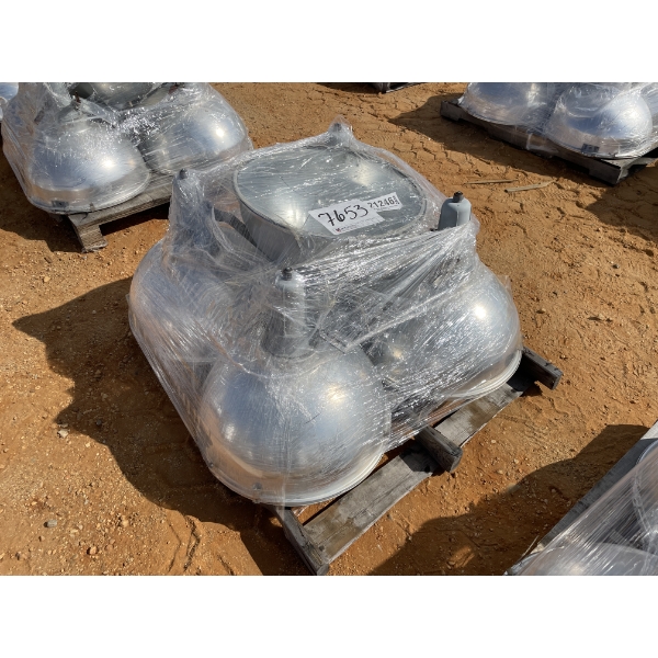 WAREHOUSE LIGHT FIXTURE