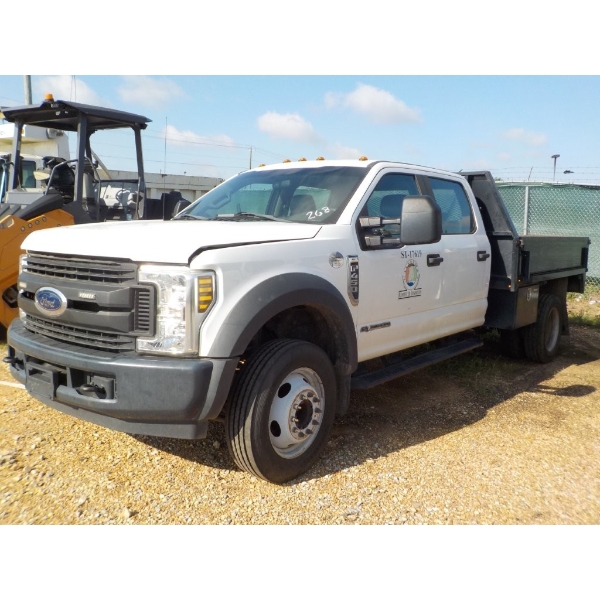 2018 FORD F450 XL Flatbed Truck
