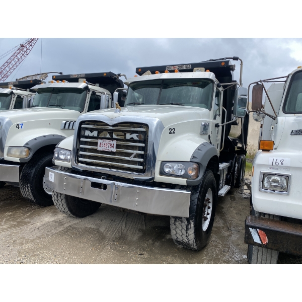 2021 MACK GR84F Dump Truck