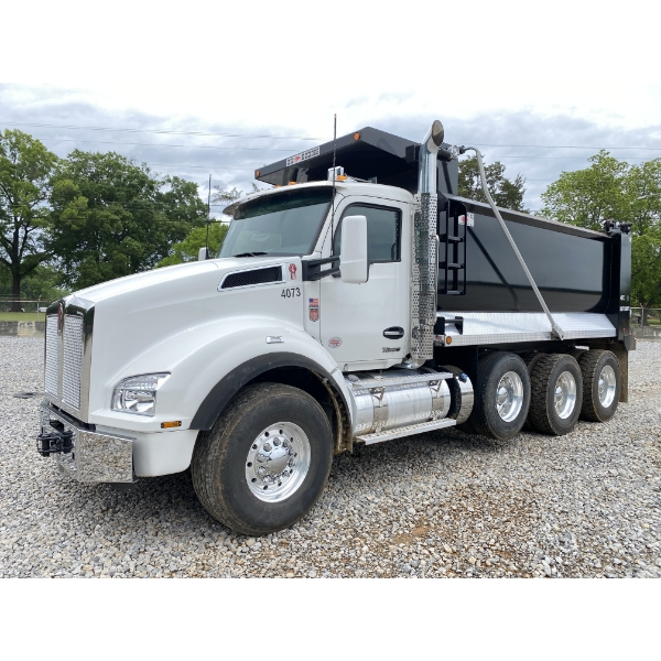 2025 KENWORTH T880 Dump Truck