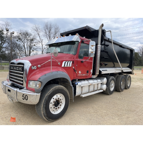 2020 MACK GR64F Dump Truck