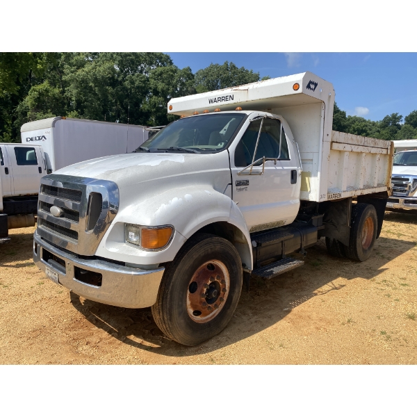 2008 FORD F750 Dump Truck
