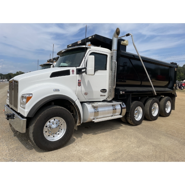 2025 KENWORTH T880S Dump Truck