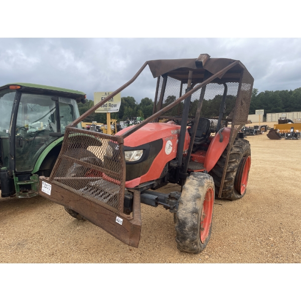 KUBOTA M6060D Farm Tractor