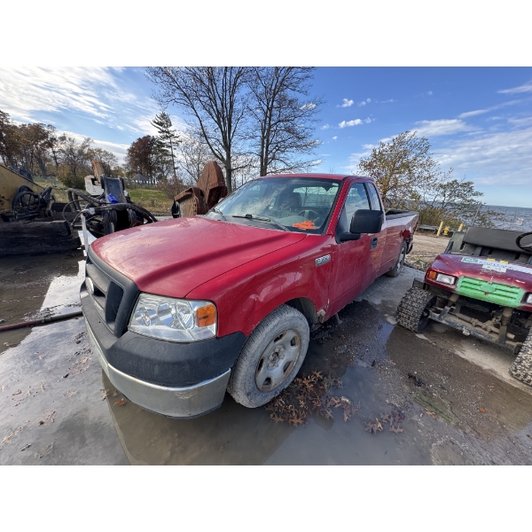 2006 FORD F150 XL Pickup Truck