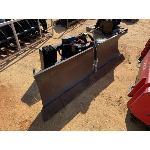 2013 CAT 92" ANGLE BLADE