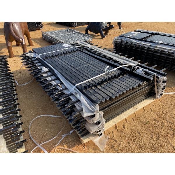 DECORATIVE FENCE, (14)7' PANELS, (14) POST