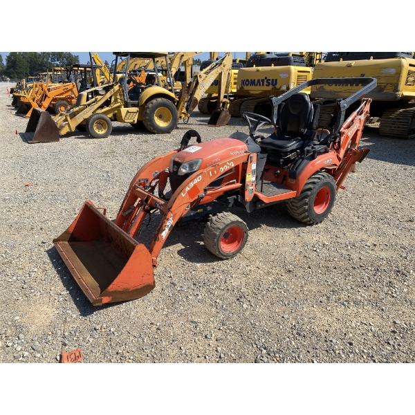 KUBOTA BX235 Backhoe