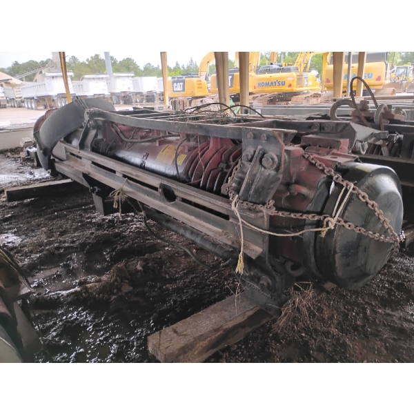 APE D62 PILE DRIVER