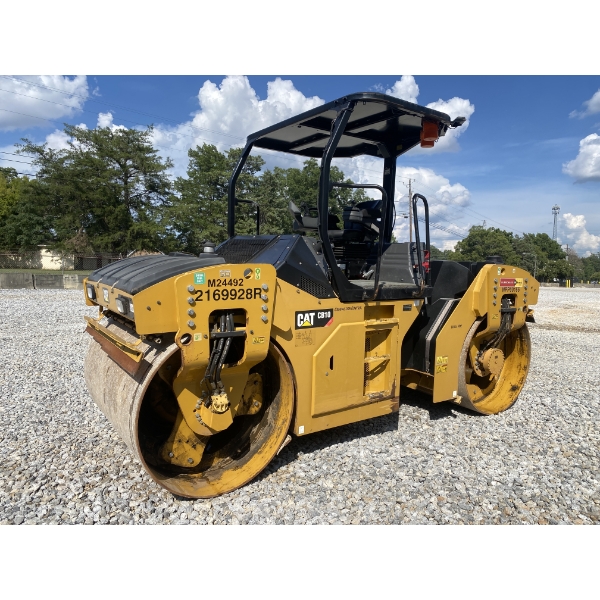 2019 CAT CB10 Roller