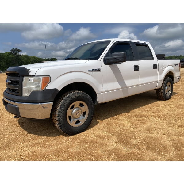 2013 FORD F150 XL Pickup Truck
