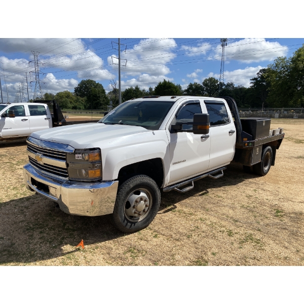 2016 CHEVROLET 3500 HD Flatbed Truck