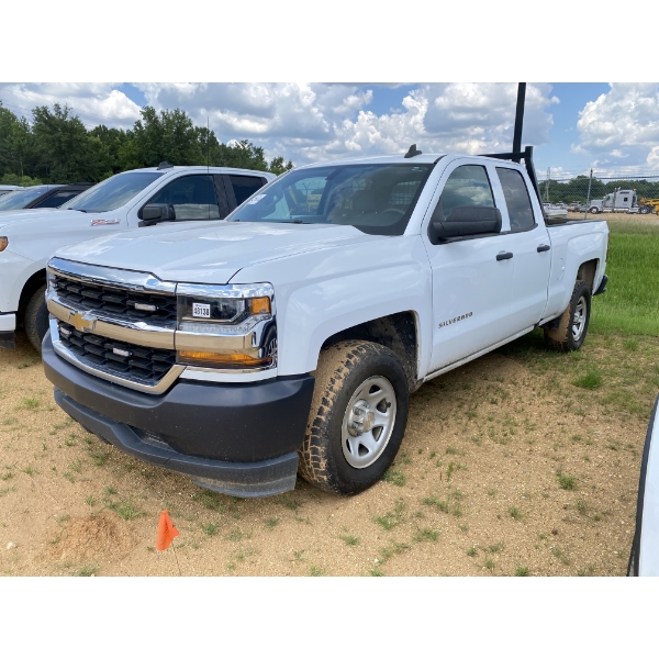 2019 CHEVROLET SILVERADO Pickup Truck