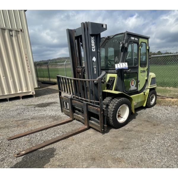 CLARK CMP 45 Forklift - Mast