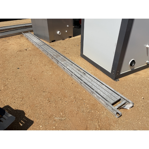 SCAFFOLDING WALK BOARD, 12  W X 16' LONG