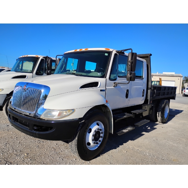 2015 INTERNATIONAL DURASTAR 4300 Flatbed Truck