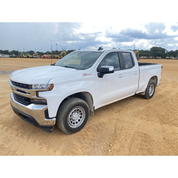 2020 CHEVROLET SILVERADO Z71 Pickup Truck