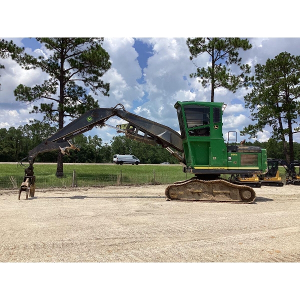 2021 JOHN DEERE 2156G TRACK Log Loader