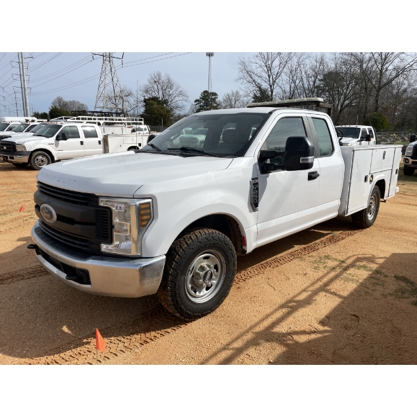 2018 FORD F250 XL Service / Mechanic Truck