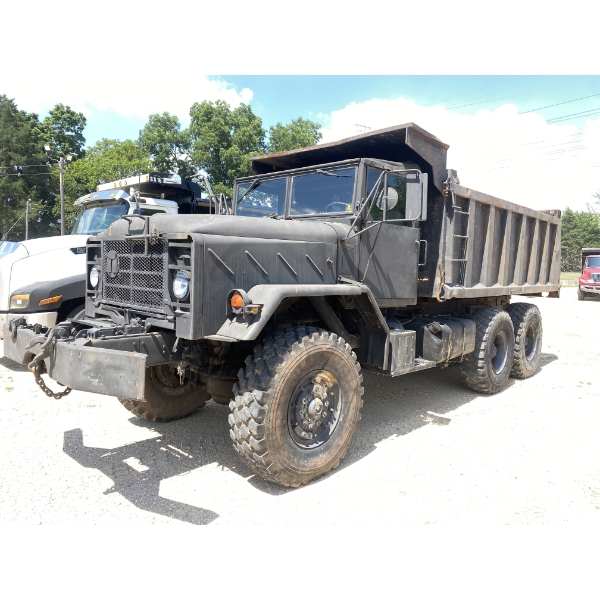 2011 AM GENERAL M925A2 Dump Truck