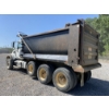 Image 2 : 2014 MACK GU713 Dump Truck
