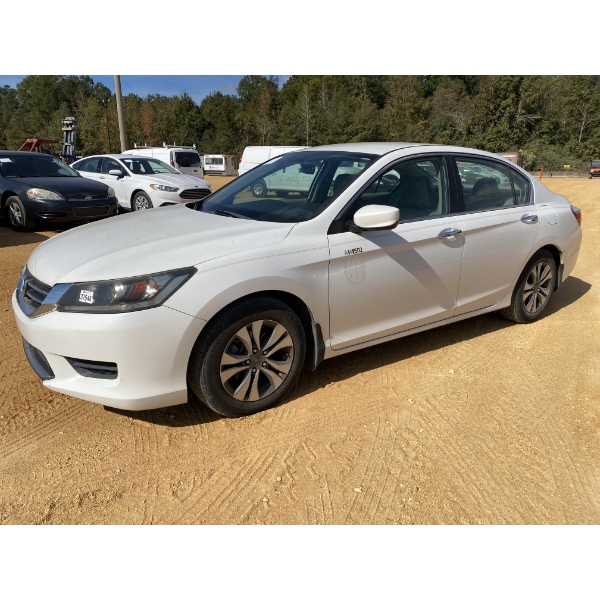 2014 HONDA ACCORD LX Automobile
