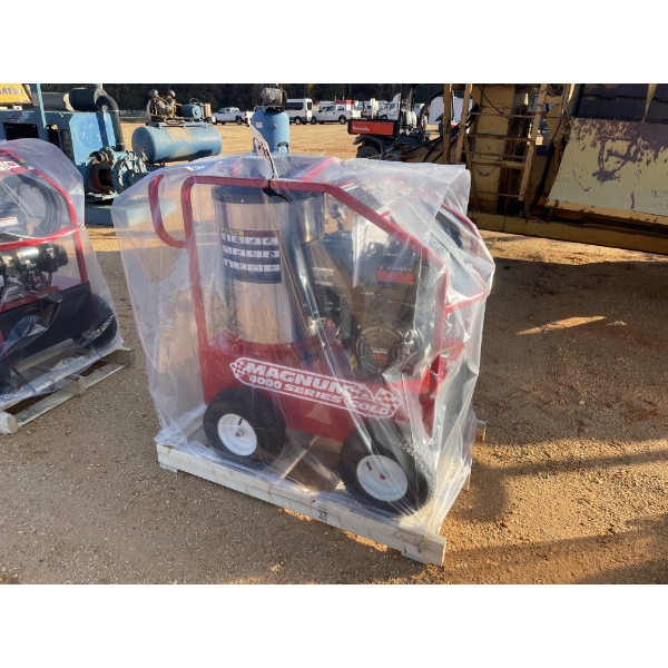 2025 MAGNUM 4000 SERIES HOT WATER Pressure Washer
