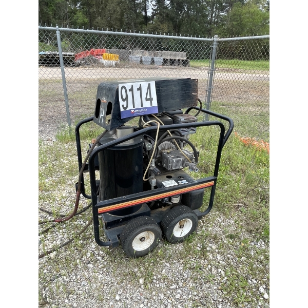 MI-T-M HOT WATER Pressure Washer